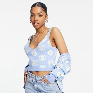 ASOS QED London Knitted Crop Top in Daisy Print, UK S